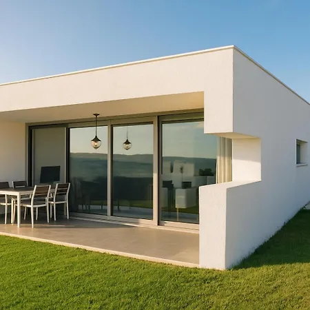 Carina With Pool And Ocean View Villa *